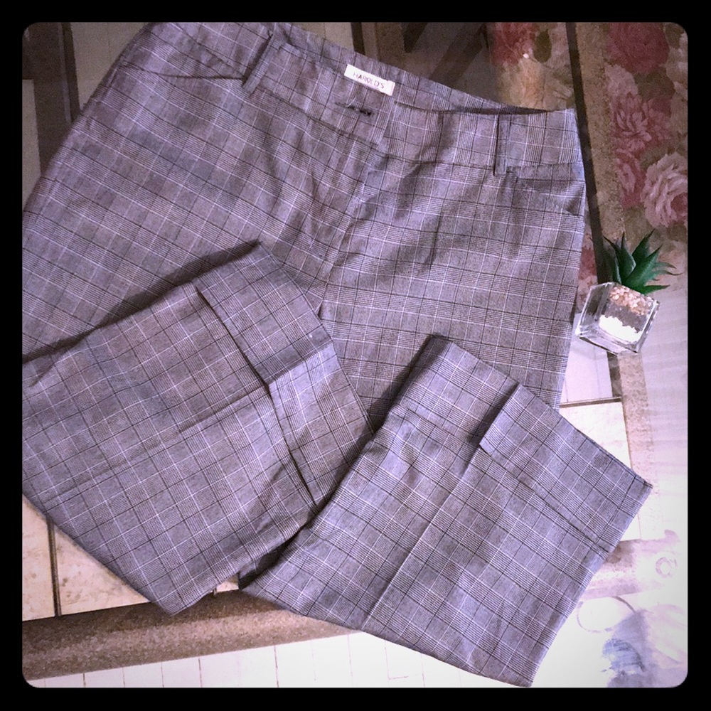 Harold’s dress cropped pants